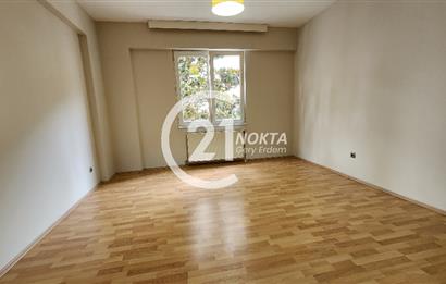 ATAŞEHİR MERİT LİFE GÖL KONAKLARINDA 3+1 180 m2 BOŞ DAİRE