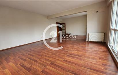 ATAŞEHİR MERİT LİFE GÖL KONAKLARINDA 3+1 180 m2 BOŞ DAİRE