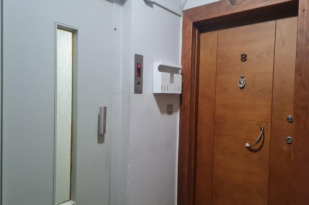 BAĞDAT CADDESİNDE OFİS BÜRO