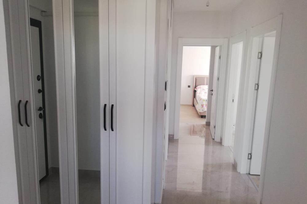 ZÜMRÜT MAHALLESİNDE 4+0 SATILIK DAİRE CENTURY21 ZİRVE'DEN