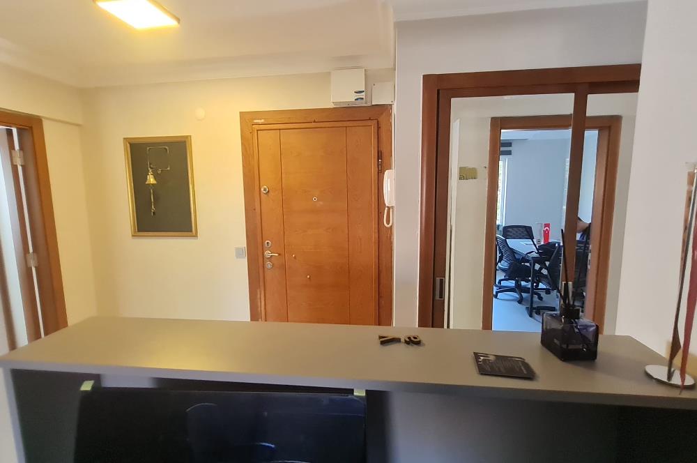 BAĞDAT CADDESİNDE OFİS BÜRO