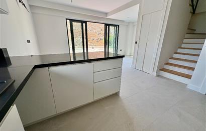 Kargı Koyu, Özel Plajlı, Deniz Manzaralı, Yeni Villa