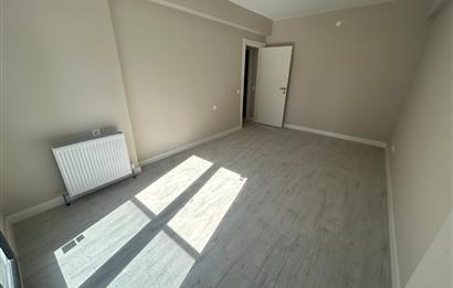 KARTAL ORHANTEPE TOKİ KONUTLARINDA KİRALIK 2+1 DAİRE