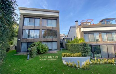 Zekeriyaköy merkezde iskanlı site içinde 5+2 eşyalı satılık villa