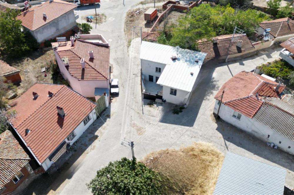 CENTRUY 21 BAL'DAN  YENİKÖY MAHALLESİNDE  SIFIR KOMPLE YENİLENMİŞ 