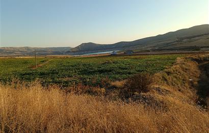 KAYSERİ FELAHİYEDE BARAJ MANZARALI TEMİZ 2 ADET ARSA