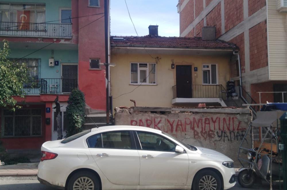 KEÇİÖREN UYANIŞ MAH.AYAZAĞA CADDE YAKINI 2. KATLI + ARSALI EV