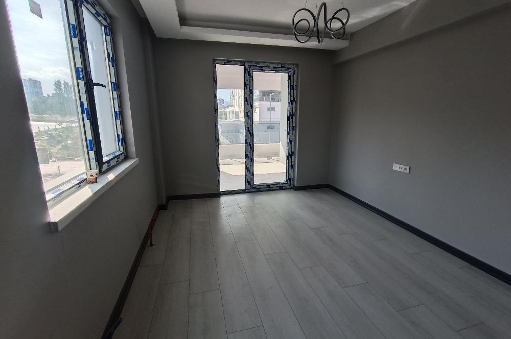 YENİ BAYINDIRDA 8 KATLI SIFIR BİNADA 3+1 130 M2 LÜKS DAİRELER