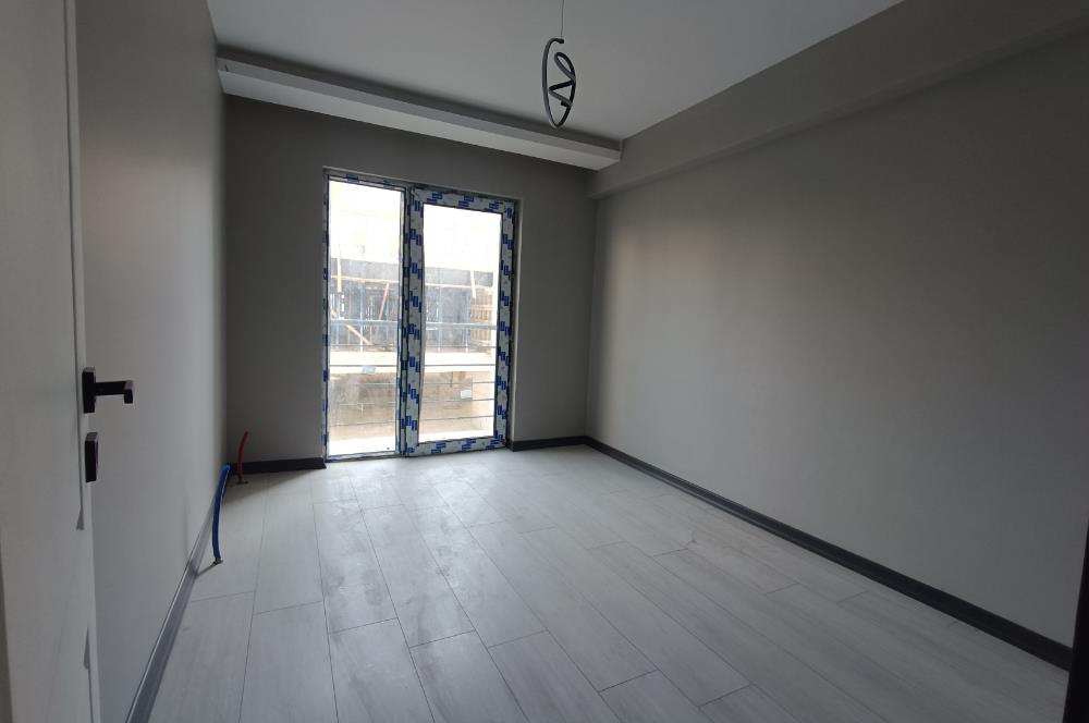 YENİ BAYINDIRDA 8 KATLI SIFIR BİNADA 3+1 130 M2 LÜKS DAİRELER