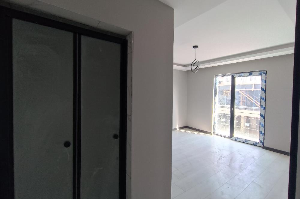 YENİ BAYINDIRDA 8 KATLI SIFIR BİNADA 3+1 130 M2 LÜKS DAİRELER