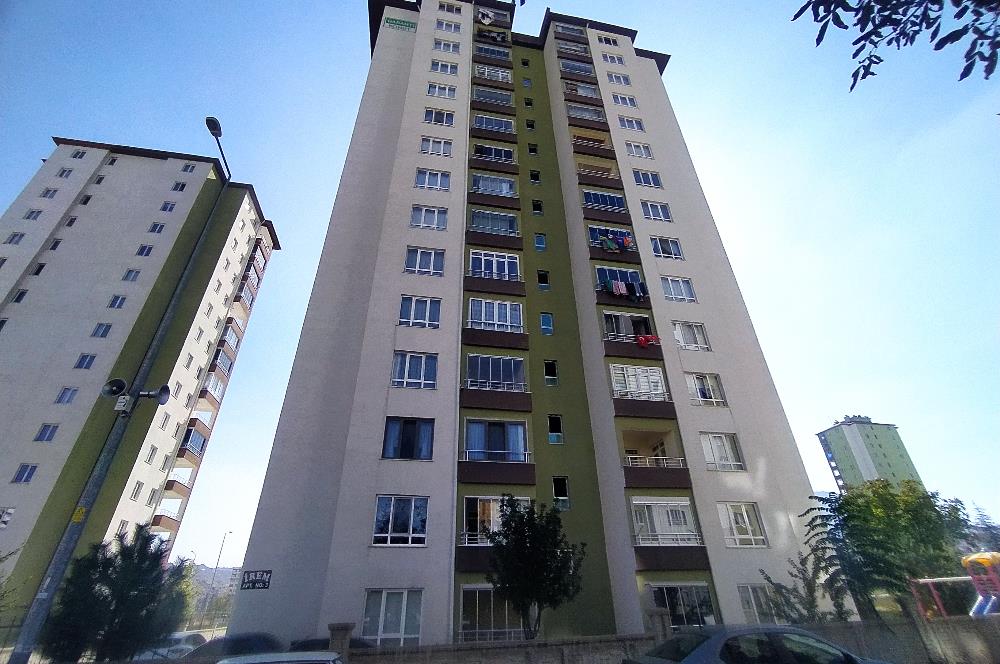 Sakarya Mahallesinde 2+1 Geniş Satılık Daire