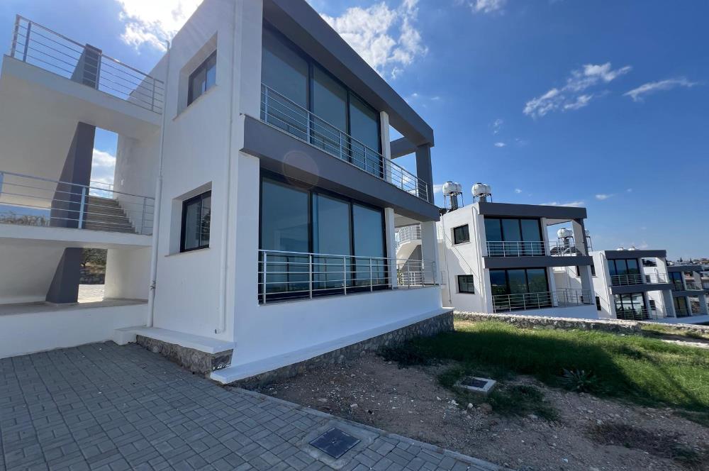 Kiralık 2+1 eşyasız yeni daire. Çatalköy, Girne. Deniz manzaralı