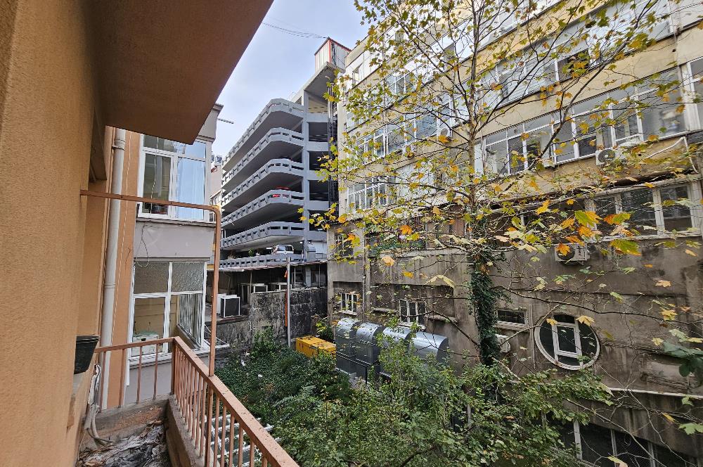 ŞİŞLİ HALASKARGAZİ CADDESİ ÜZERİNDE KİRALIK BÜRO&OFİS