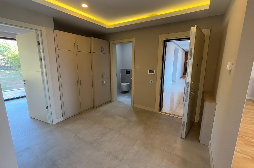 ALACAATLI LAVİNYA KONAKLARINDA KAT BAHÇELİ 4+1 SATILIK DAİRE