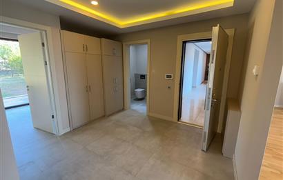 ALACAATLI LAVİNYA KONAKLARINDA KAT BAHÇELİ 4+1 SATILIK DAİRE