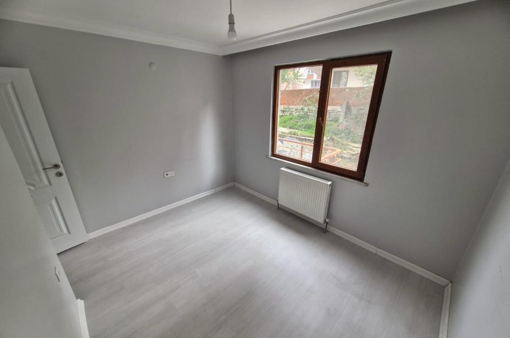 EYÜP MİRAÇ EVLERİ'NDE BALKONLU KİRALIK 2+1 DAİRE