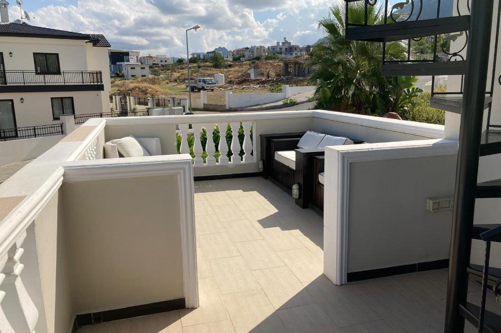 Çatalköy'de Vadi Kenarında, Deniz ve Dağ Manzaralı Lüks 3+1 Villa,  Catalköy ,Girne,kuzey kıbrıs 