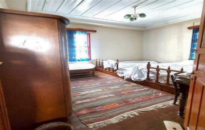 For Sale:Historic Guesthouse next to the Taksiyarhis Museum in Ayvalık