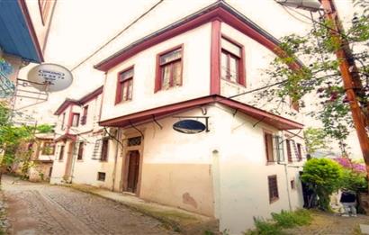 For Sale:Historic Guesthouse next to the Taksiyarhis Museum in Ayvalık