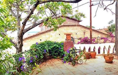 For Sale:Historic Guesthouse next to the Taksiyarhis Museum in Ayvalık