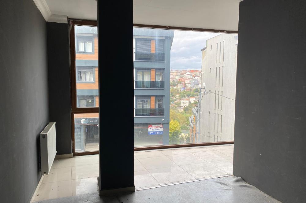 Kağıthane'de Dükkan 65m2