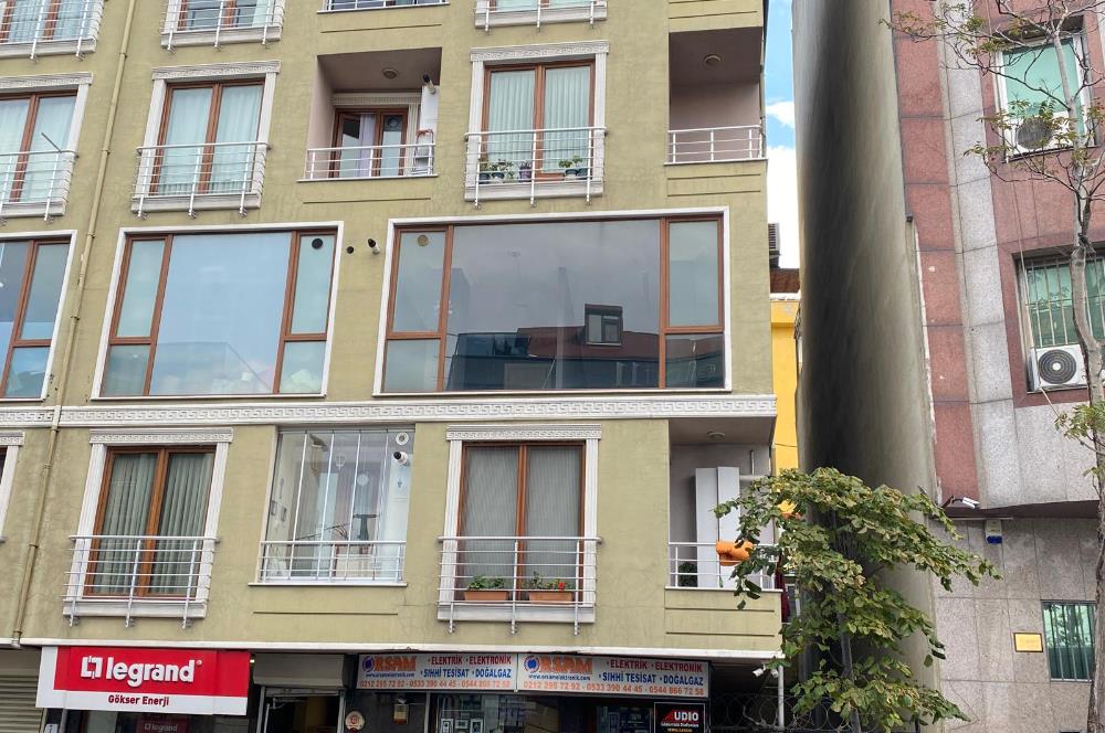 Kağıthane'de Dükkan 65m2