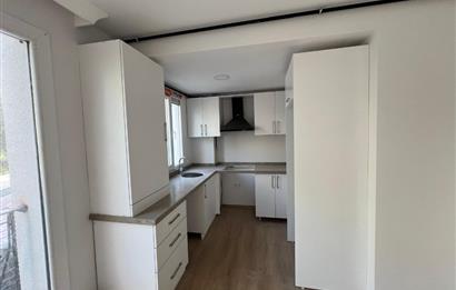 BAKIRKÖY ZUHURATBABA'da 1+1 SATILIK DAİRE