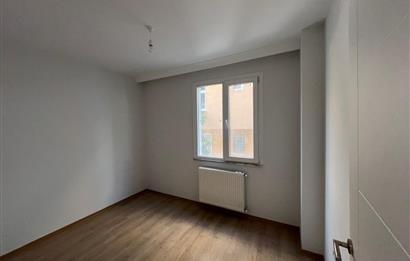 BAKIRKÖY ZUHURATBABA'da 1+1 SATILIK DAİRE