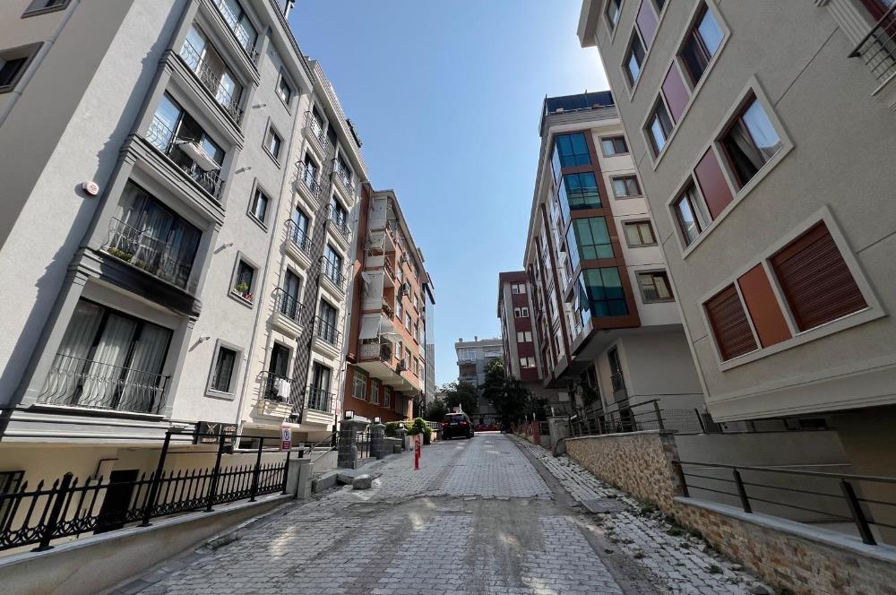 BAKIRKÖY ZUHURATBABA'da 1+1 SATILIK DAİRE