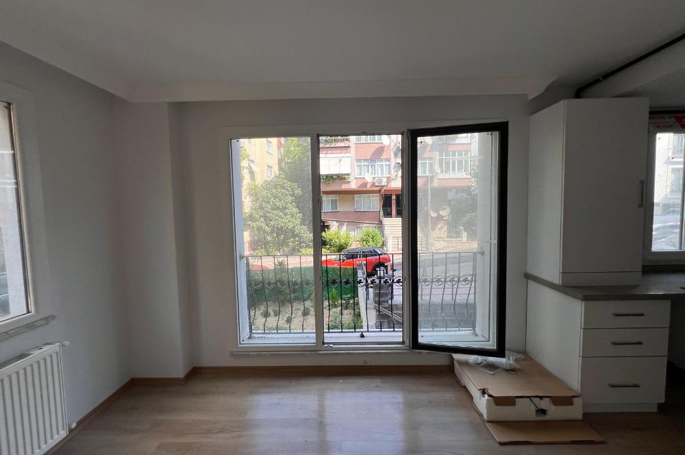 BAKIRKÖY ZUHURATBABA'da 1+1 SATILIK DAİRE