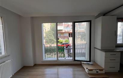 BAKIRKÖY ZUHURATBABA'da 1+1 SATILIK DAİRE