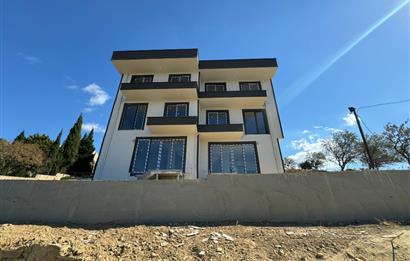 Balıkesir Gömeç Karaağaç'ta Deniz Manzaralı Satılık 5+1 Villa