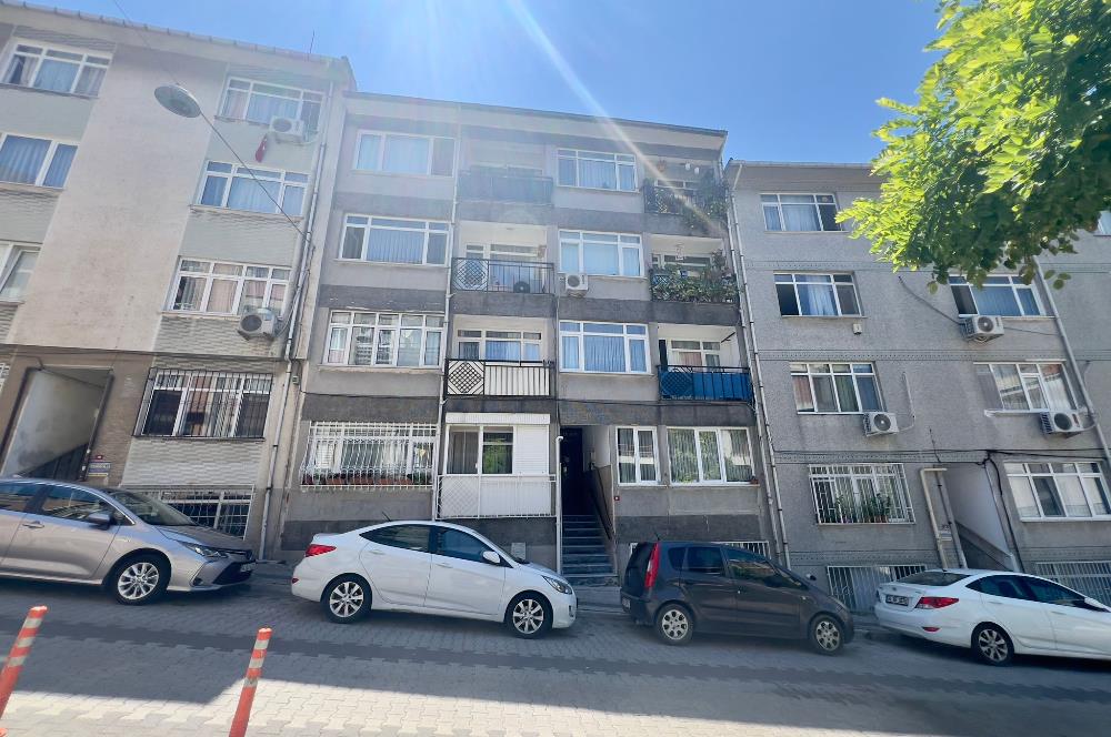 ÜSKÜDAR'DA YENİLENMİŞ 3+1 100M2 NET MERKEZİ KONUMDA DAİRE