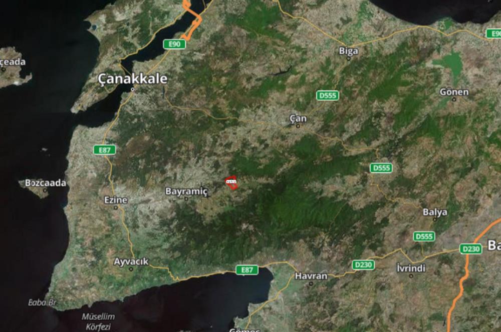 ÇANAKKALE BAYRAMİÇ SARIOT KÖYÜN'DE SATILIK TARLA