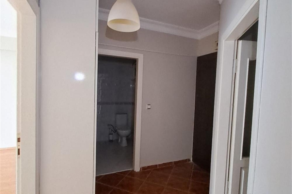 HALİDE EDİP KUTLUBEY SOKAK MASRAFSIZ ÇOK TEMİZ 2+1 SATILIK DAİRE