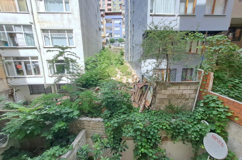 HALİDE EDİP KUTLUBEY SOKAK MASRAFSIZ ÇOK TEMİZ 2+1 SATILIK DAİRE