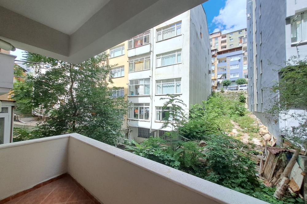 HALİDE EDİP KUTLUBEY SOKAK MASRAFSIZ ÇOK TEMİZ 2+1 SATILIK DAİRE