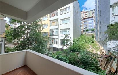 HALİDE EDİP KUTLUBEY SOKAK MASRAFSIZ ÇOK TEMİZ 2+1 SATILIK DAİRE