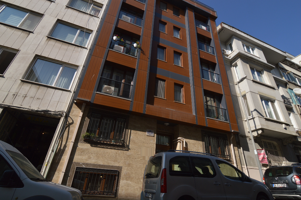 ŞİŞLİ TÜRKBEY-İ SOKAK 2. ADADA EŞYALI TEMİZ DAİRE