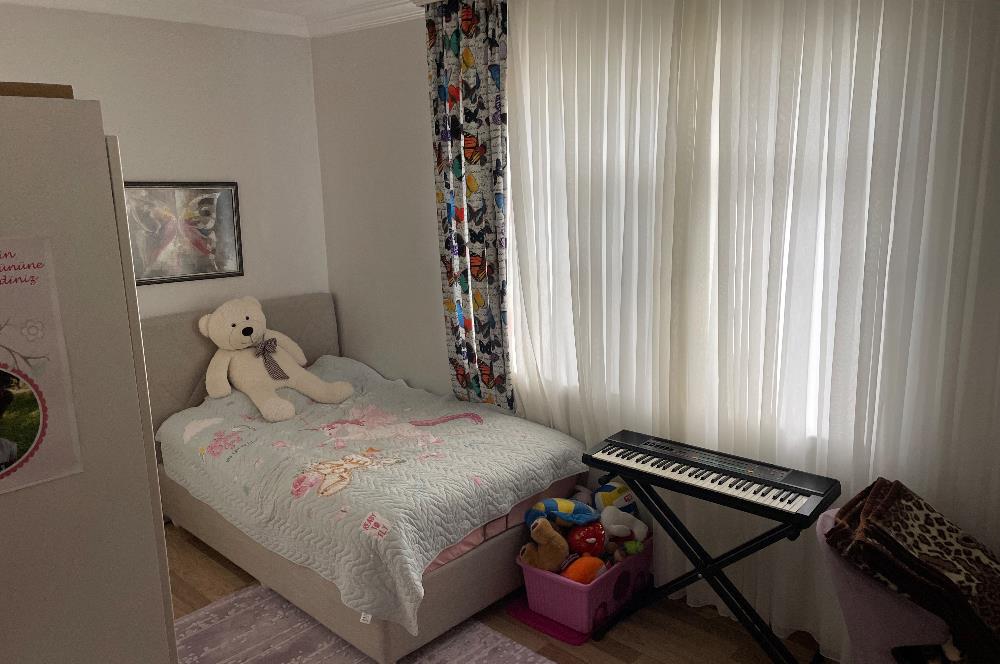  SOKULLU CADDE ÜZERİ BAĞIMSIZ 3+1 FIRSAT DAİRE 