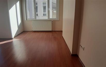 TAŞDELEN DOSTLAR SİTESİ SATILIK 4+1 BOŞ DAİRE