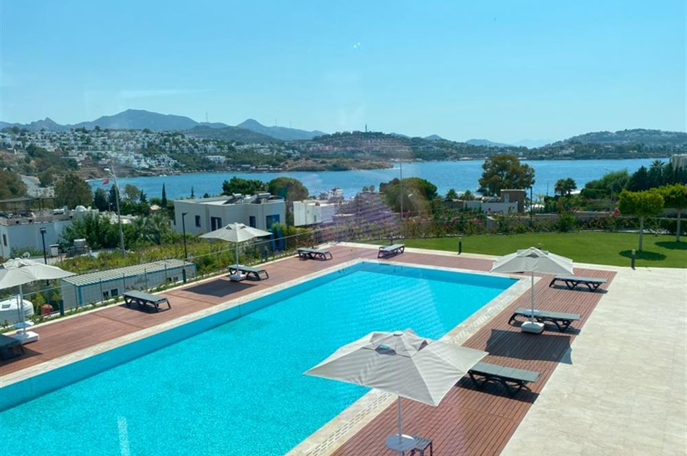 Bodrum Adres Yalıkavakta 5+2 Bahçeli Satılık Lüks Villa