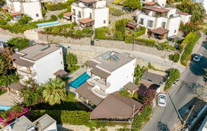 Bodrum Gündoğan Merkezde Havuzlu 5+1 Satılık Müstakil Villa