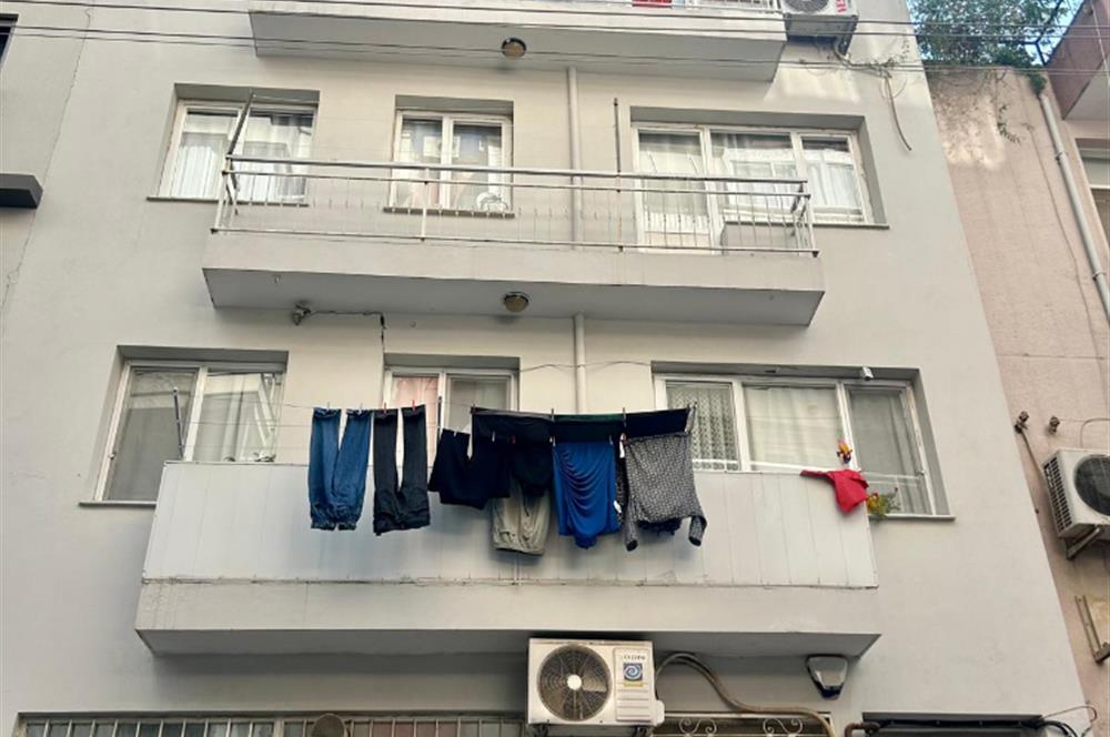 Karşıyaka Goncalar Mah. Kiralık 3+1 Daire