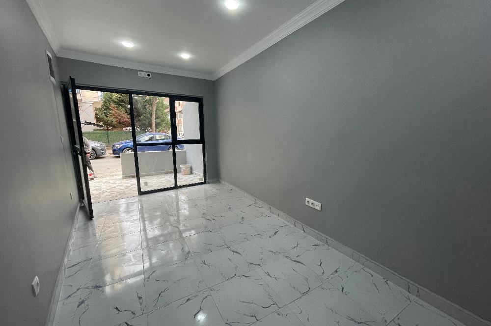 CEVİZLİ HACILAR CADDESİ ÜZERİNDE 20m2 Ön kullanımlı Dükkan