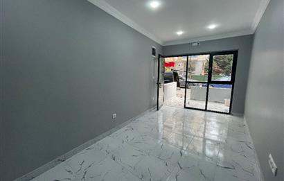 CEVİZLİ HACILAR CADDESİ ÜZERİNDE 20m2 Ön kullanımlı Dükkan