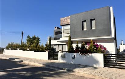 Girne Çatalköy Satılık 3+1 Villa