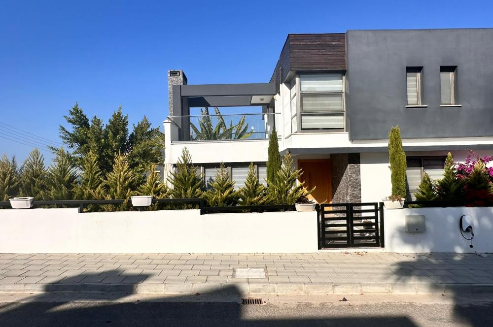 Girne Çatalköy Satılık 3+1 Villa