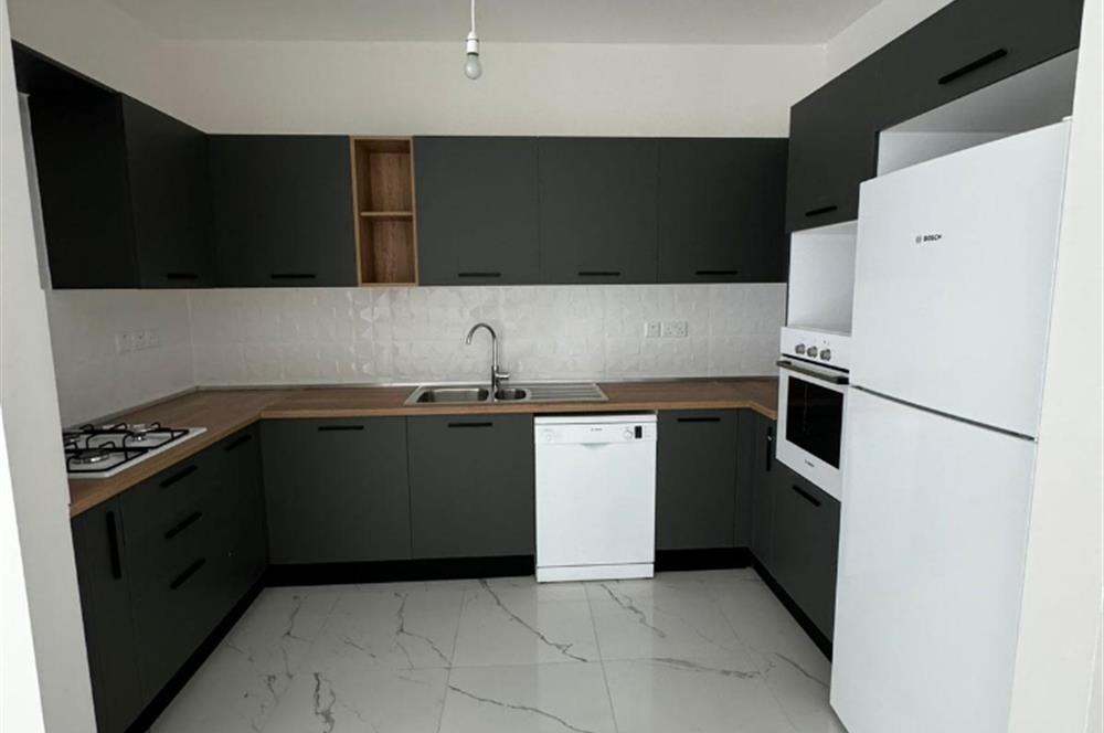 3+1 KİRALIK  Daire Çatı Teraslı- Çatalköy, Girne, Kuzey Kıbrıs  650 GBP