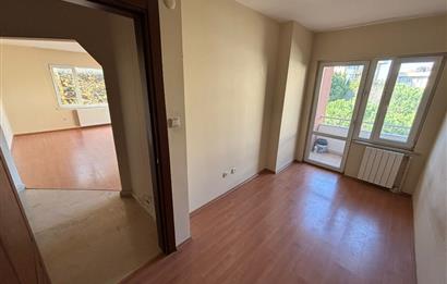 SARIYER ZEKERİYAKÖY MEDYAKENT SİTESİ KİRALIK 2+1 DAİRE 85 M2